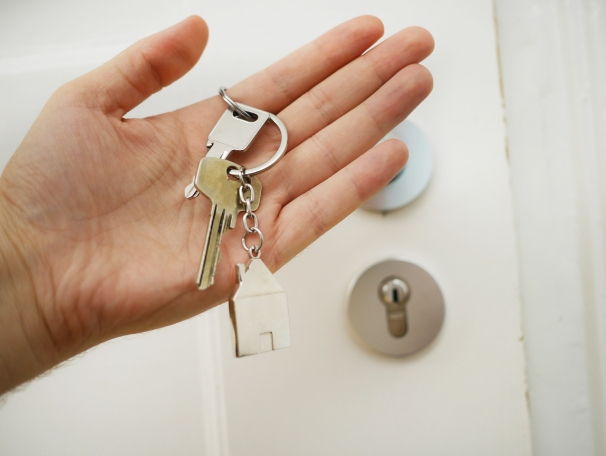 https://AdenaMartin.StopRentingStartOwning.com
